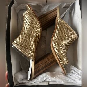 Design Lab Lord & Taylor Metallic Woven Wedges